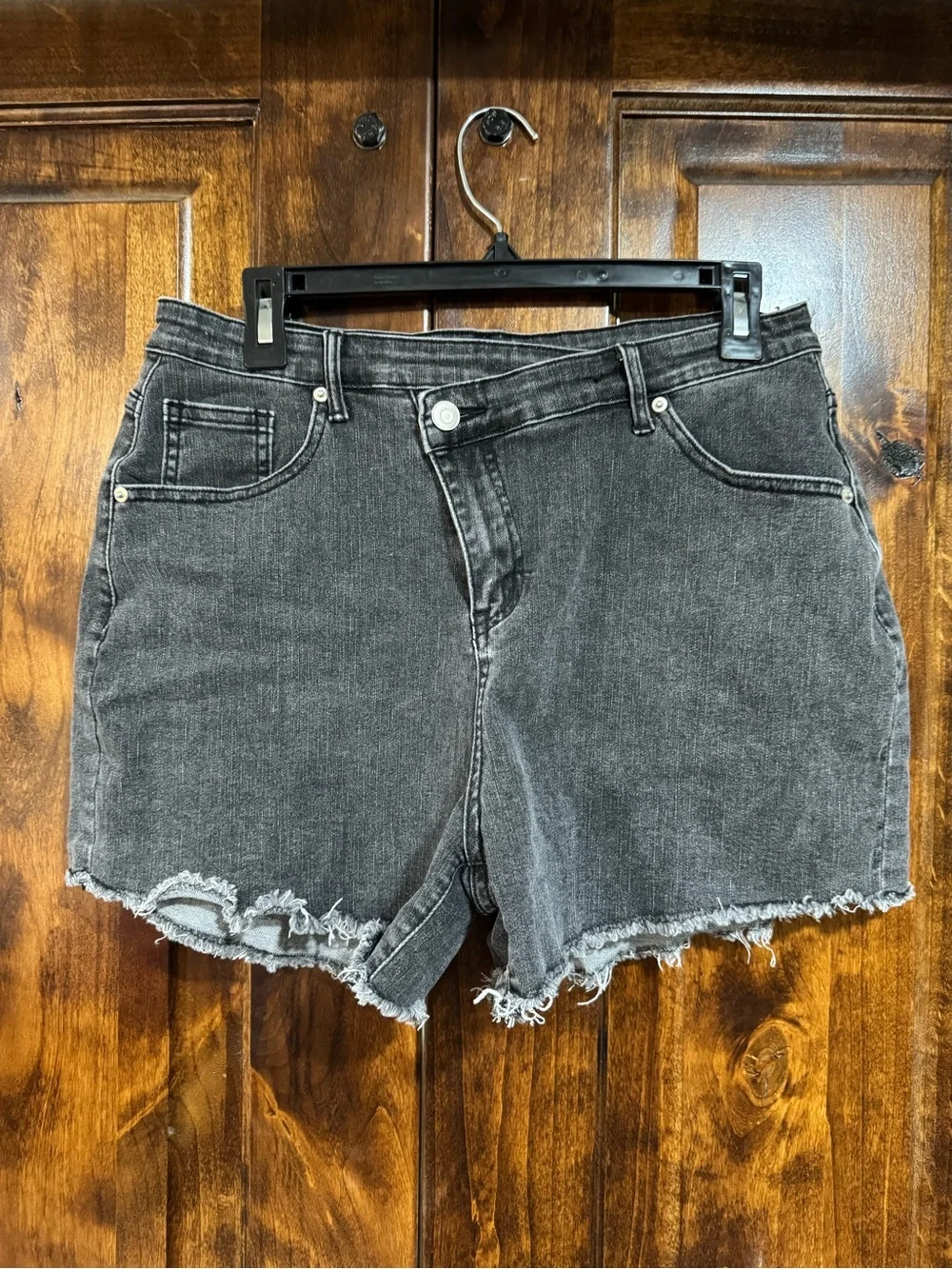 Genleck Black Denim Shorts